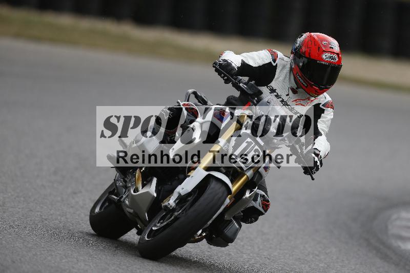 /37 09.08.2026  Pluess Motosport ADR/Einsteiger/13